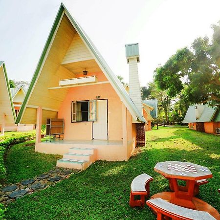 Touch Star Resort - Doi Inthanon Chom Thong Exterior foto