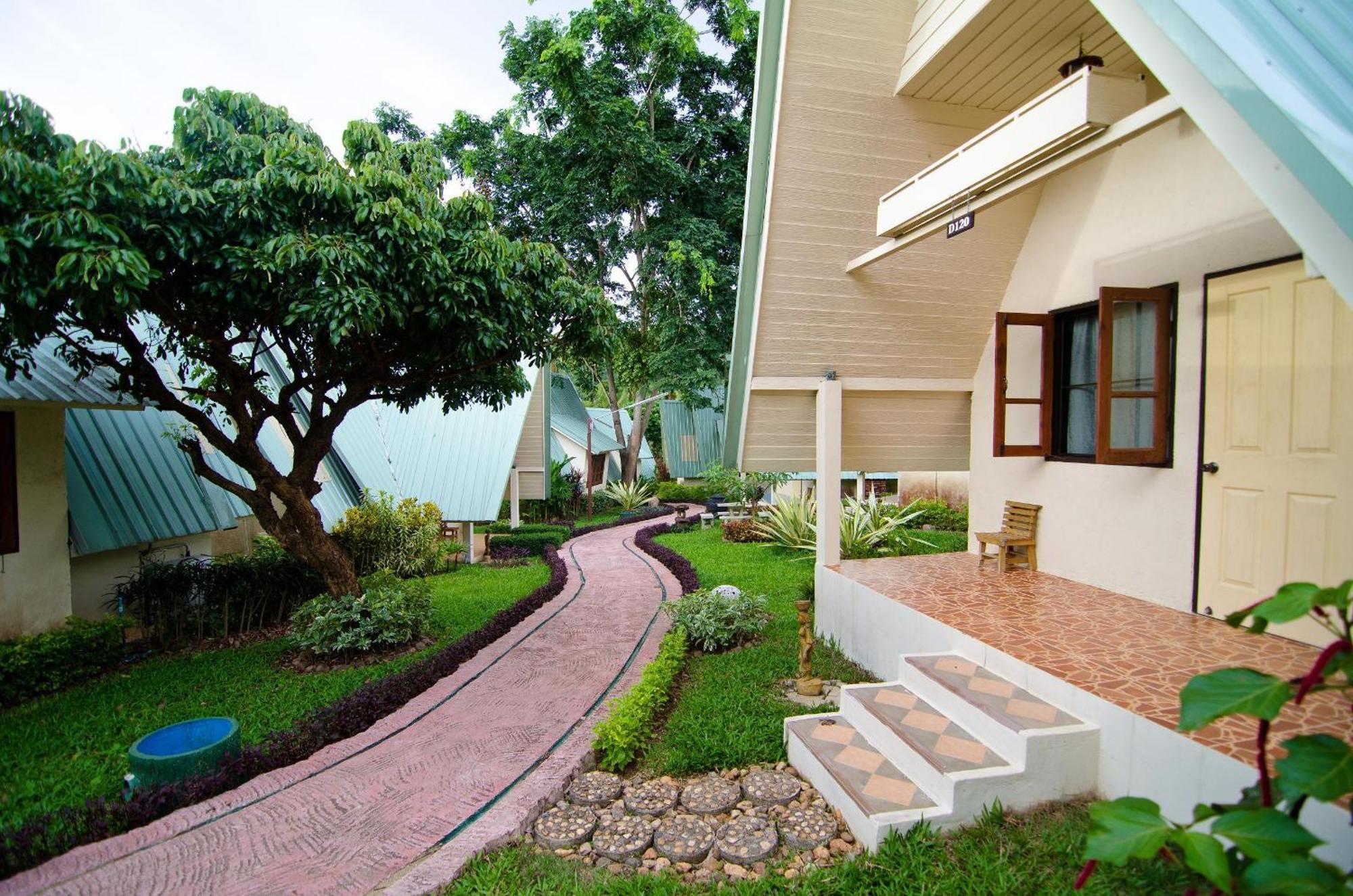 Touch Star Resort - Doi Inthanon Chom Thong Exterior foto