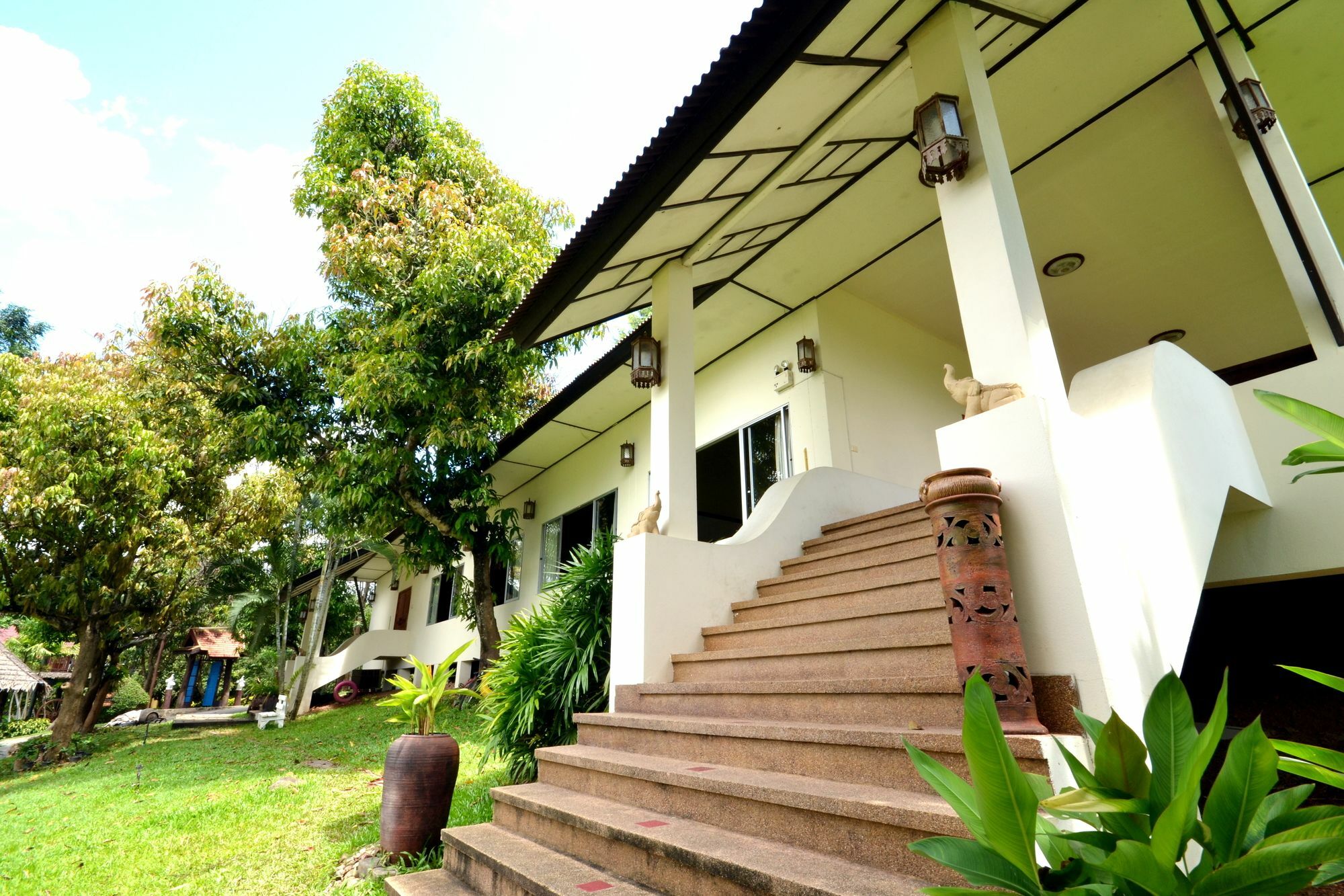 Touch Star Resort - Doi Inthanon Chom Thong Exterior foto