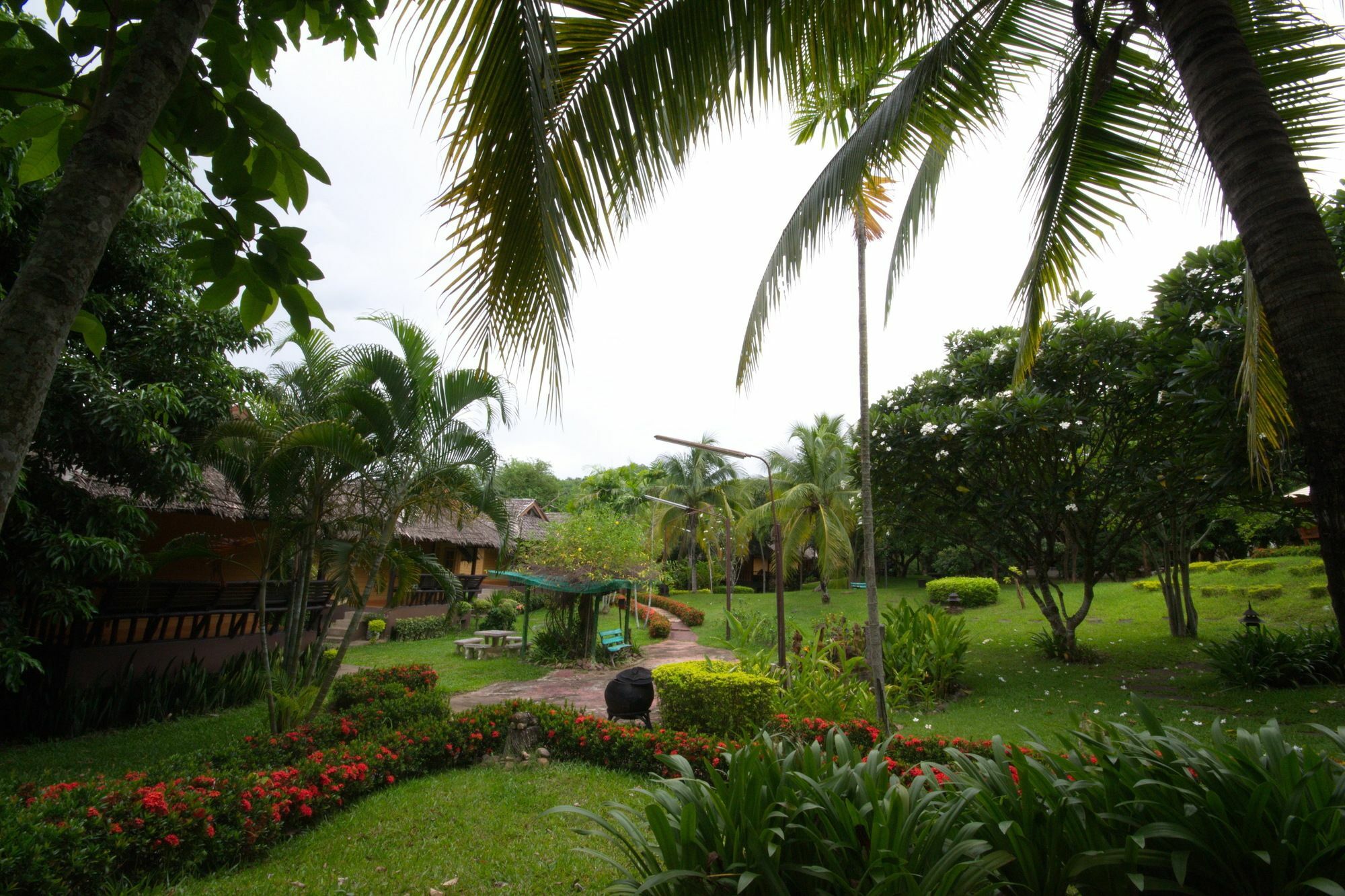 Touch Star Resort - Doi Inthanon Chom Thong Exterior foto